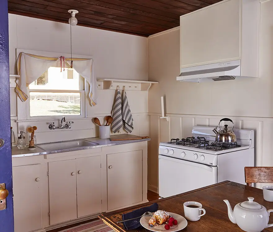 Cottage 1 Kitchen