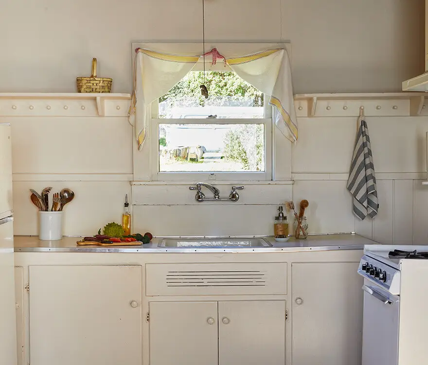 Cottage 2 Kitchen